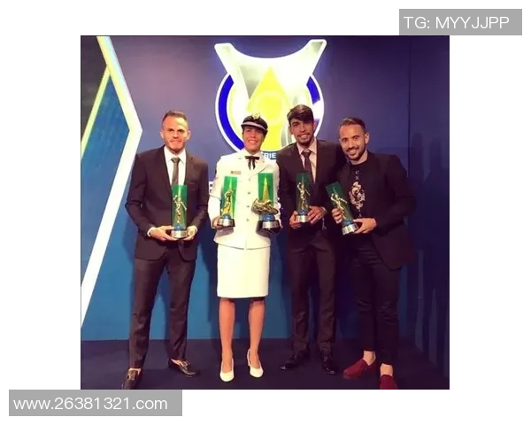 足球明星因新冠疫情不幸去世引发全球哀悼与关注